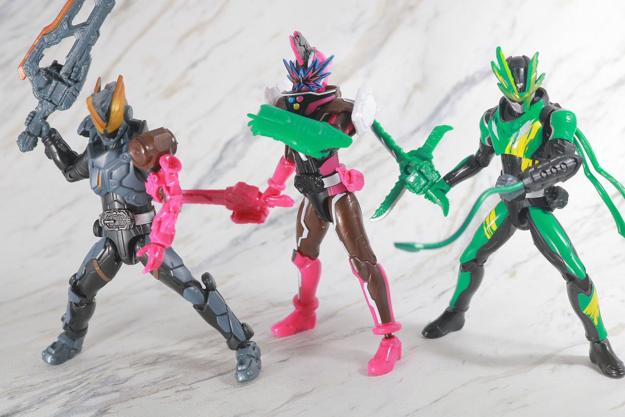 RKF　仮面ライダースラッシュ ヘンゼルナッツとグレーテル＆ヘンゼルブレーメンフォームチェンジセット　レビュー　アクション　剣斬　バスター