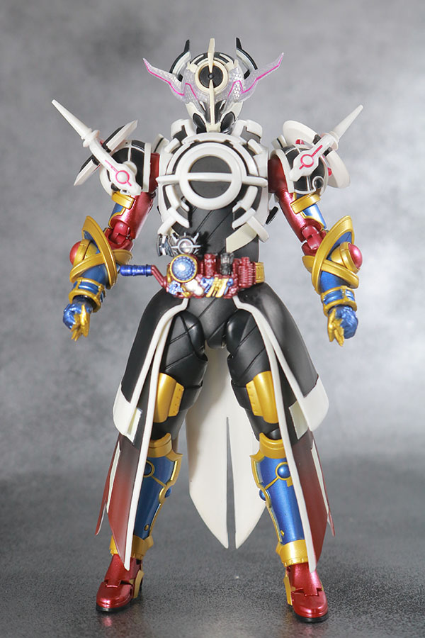 S.H.フィギュアーツ　仮面ライダーエボル　ブラックホールフォーム　フェイズ4　レビュー　本体