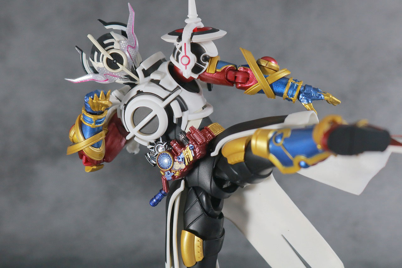 S.H.フィギュアーツ　仮面ライダーエボル　ブラックホールフォーム　フェイズ4　レビュー　アクション