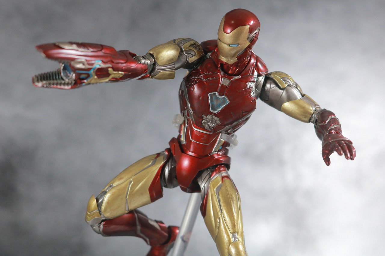 S.H.フィギュアーツ　アイアンマン マーク85　I AM IRONMAN　レビュー　アクション