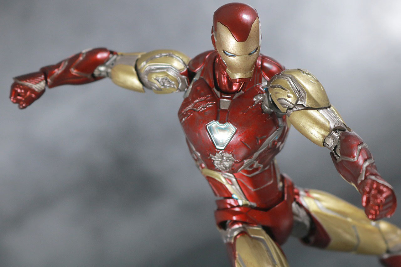 S.H.フィギュアーツ　アイアンマン マーク85　I AM IRONMAN　レビュー　アクション