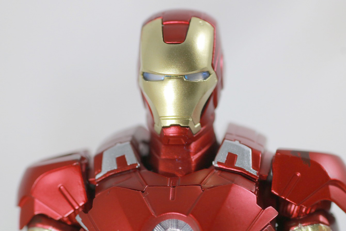 S.H.フィギュアーツ　アイアンマン　マーク7　AVENGERS ASSEMBLE EDITION　レビュー　本体