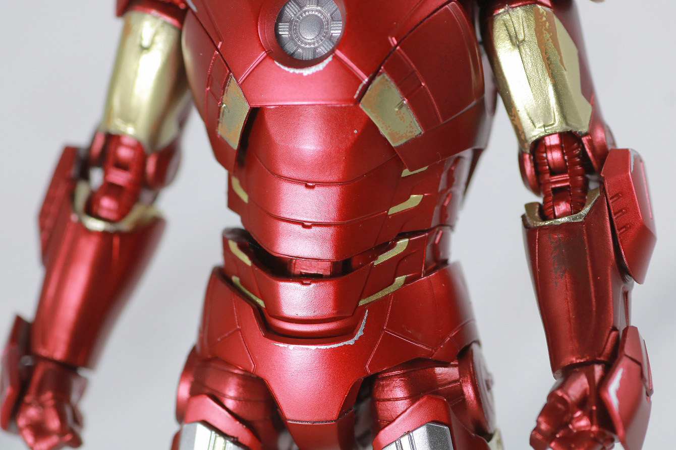 S.H.フィギュアーツ　アイアンマン　マーク7　AVENGERS ASSEMBLE EDITION　レビュー　本体