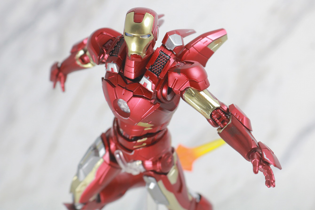 S.H.フィギュアーツ　アイアンマン　マーク7　AVENGERS ASSEMBLE EDITION　レビュー　アクション