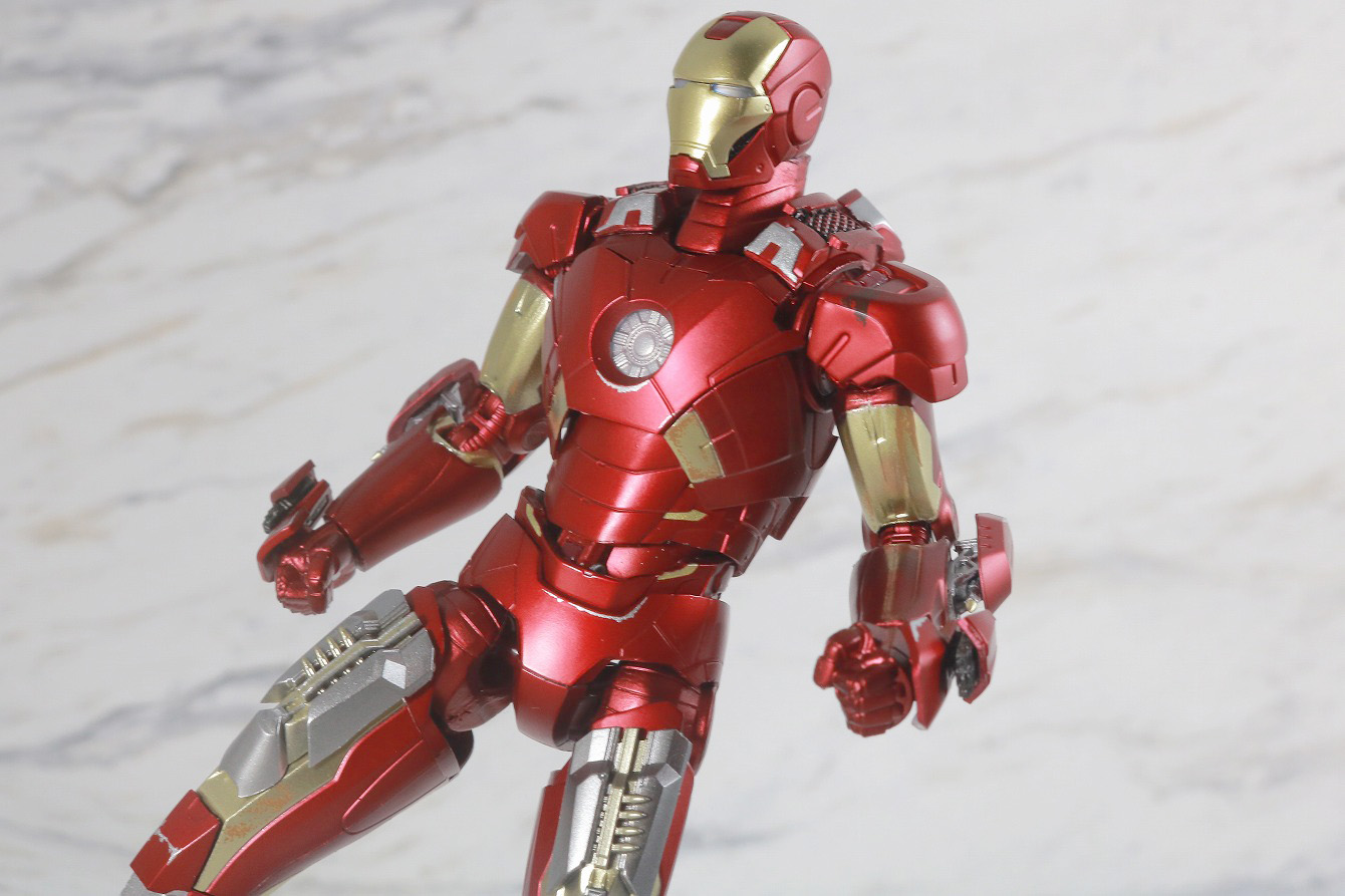 S.H.フィギュアーツ　アイアンマン　マーク7　AVENGERS ASSEMBLE EDITION　レビュー　アクション