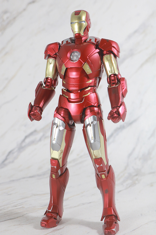 S.H.フィギュアーツ　アイアンマン　マーク7　AVENGERS ASSEMBLE EDITION　レビュー　本体