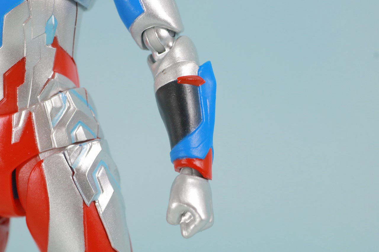 S.H.フィギュアーツ　ウルトラマンゼット　アルファエッジ　レビュー　本体