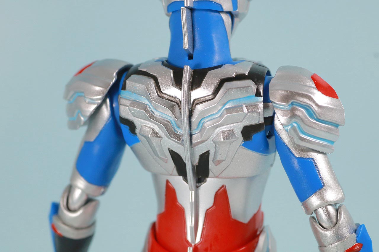 S.H.フィギュアーツ　ウルトラマンゼット　アルファエッジ　レビュー　本体