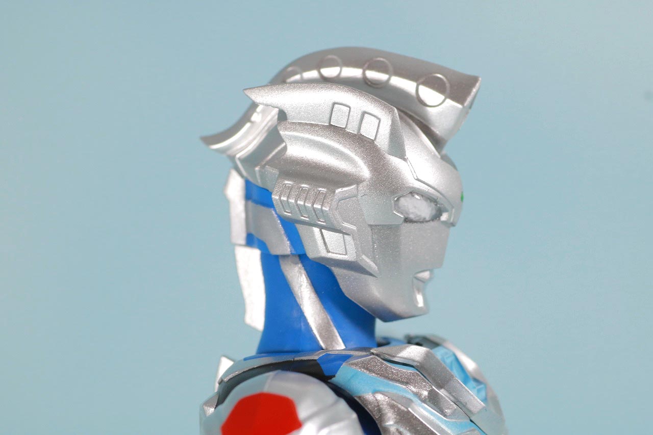 S.H.フィギュアーツ　ウルトラマンゼット　アルファエッジ　レビュー　本体