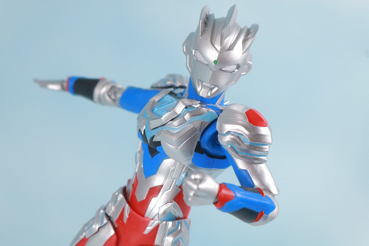 S.H.フィギュアーツ　ウルトラマンゼット　アルファエッジ　レビュー　アクション