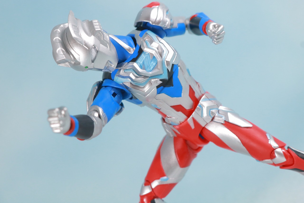 S.H.フィギュアーツ　ウルトラマンゼット　アルファエッジ　レビュー　アクション