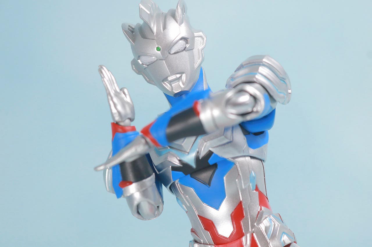 S.H.フィギュアーツ　ウルトラマンゼット　アルファエッジ　レビュー　アクション