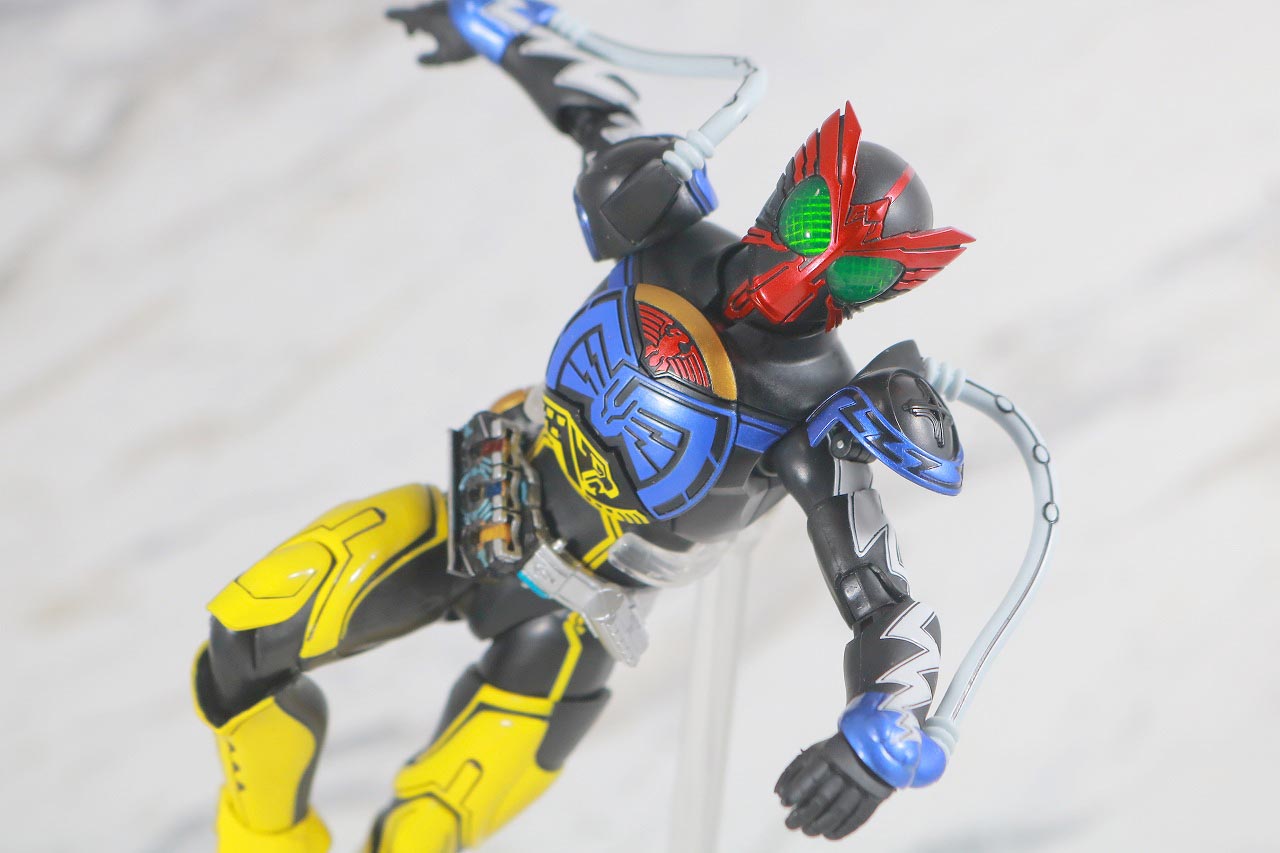 S.H.フィギュアーツ　仮面ライダーオーズ　シャウタ　真骨彫製法　レビュー　コンボチェンジ　タカウーター