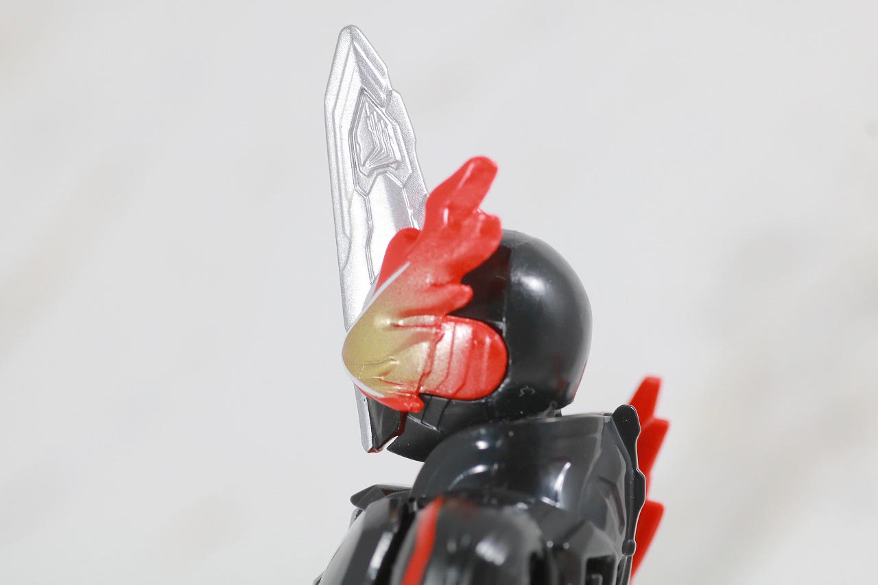 RKF　仮面ライダーセイバー ドラゴニックナイト＆ワンダーコンボセット　レビュー　本体　ブレイブドラゴン