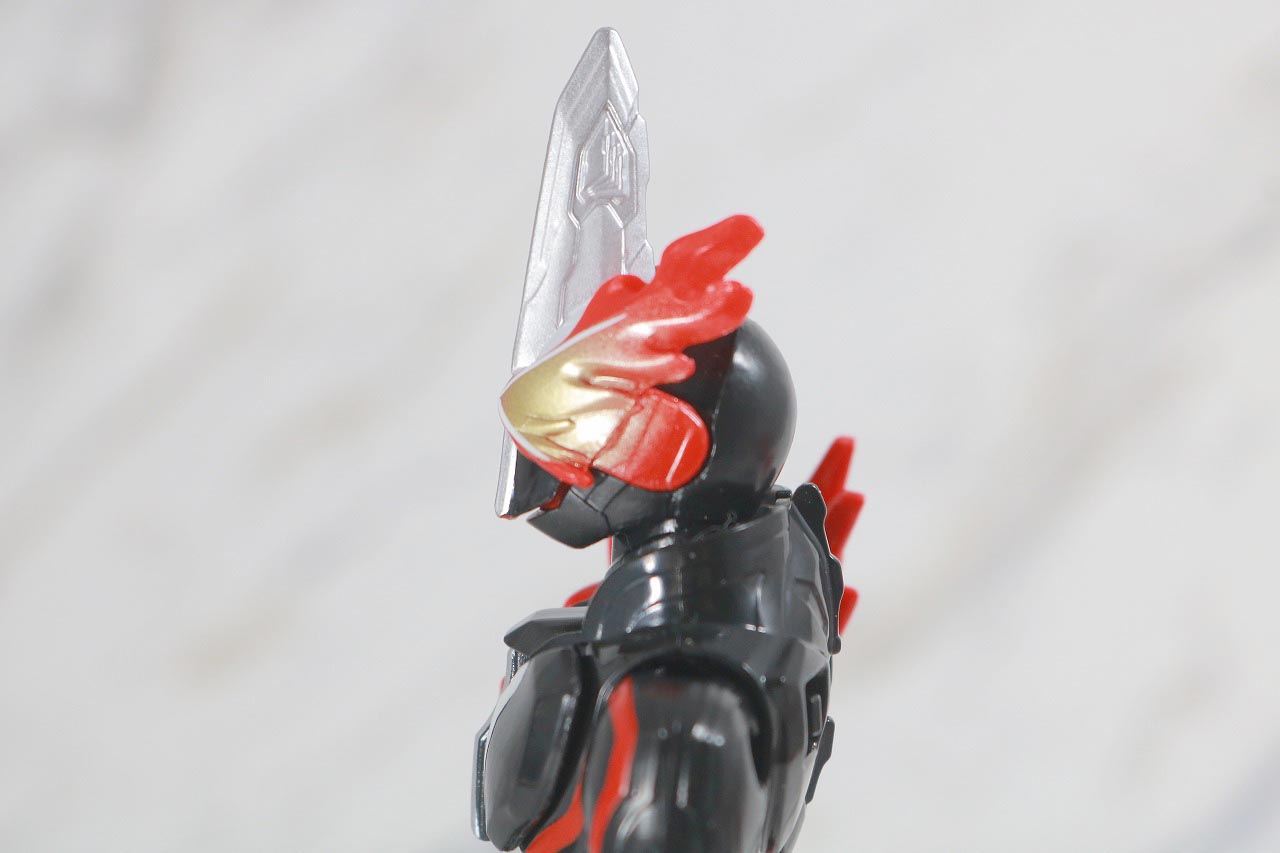 RKF　仮面ライダーセイバー ドラゴニックナイト＆ワンダーコンボセット　レビュー　可動範囲　ブレイブドラゴン