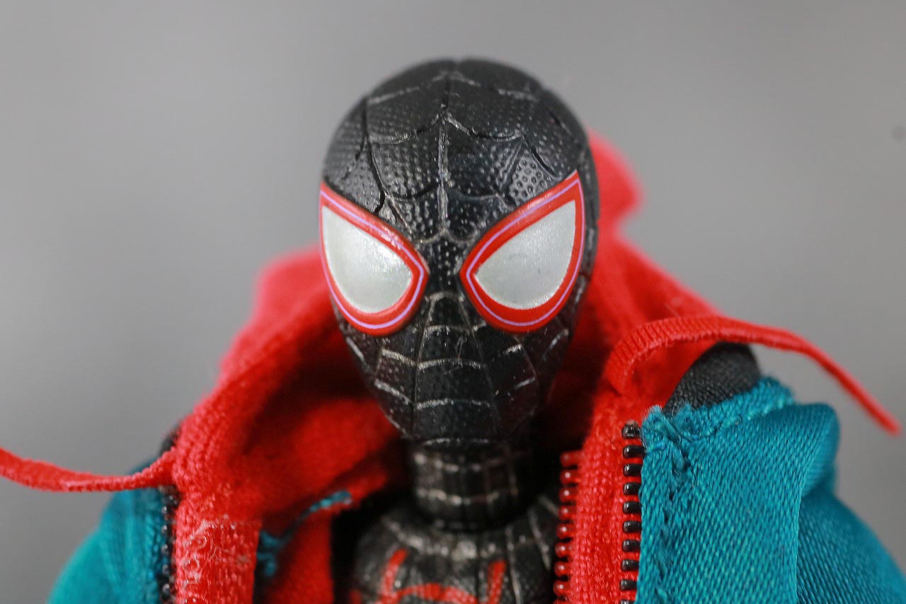 MAFEX スパイダーマン　マイルス・モラレス　スパイダーバース　レビュー　付属品　マスクヘッド