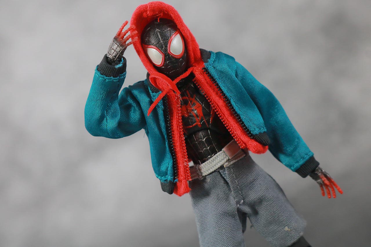 MAFEX スパイダーマン　マイルス・モラレス　スパイダーバース　レビュー　アクション