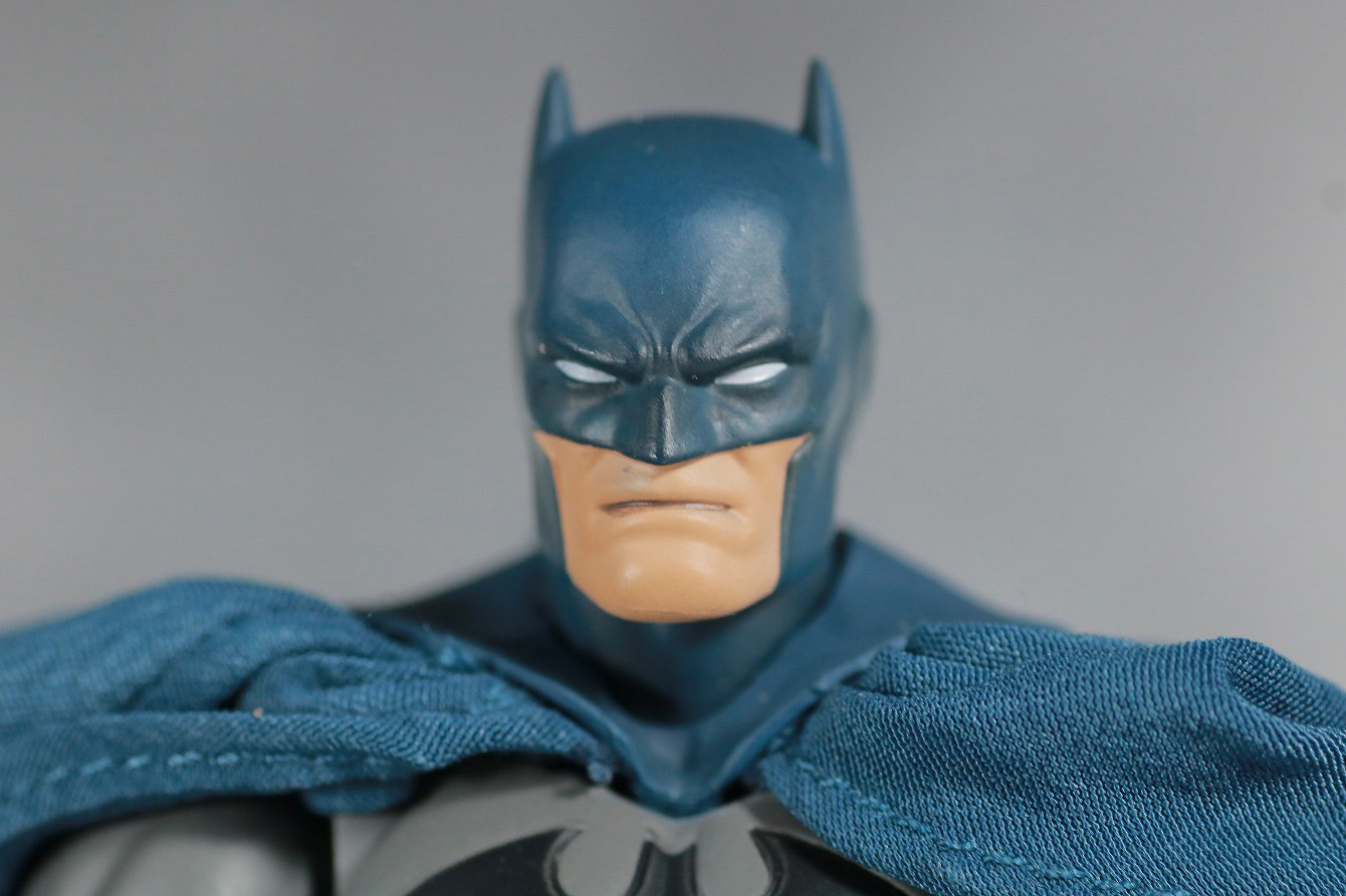 MAFEX　バットマン　HUSH　レビュー　本体