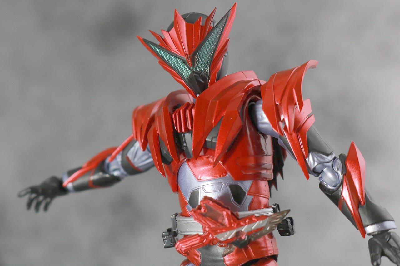 S.H.フィギュアーツ　仮面ライダー迅　バーニングファルコン　レビュー　アクション