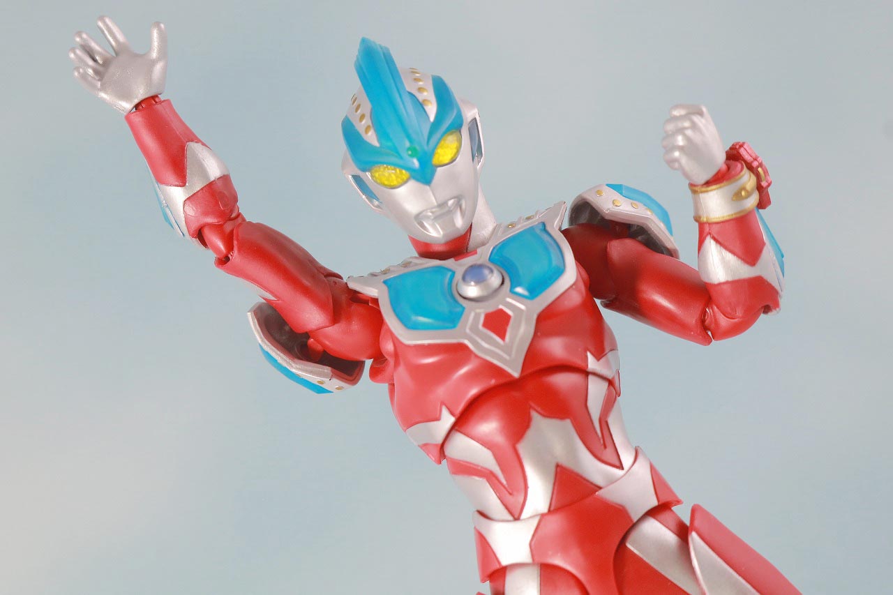 S.H.フィギュアーツ　ウルトラマンギンガストリウム　レビュー　アクション