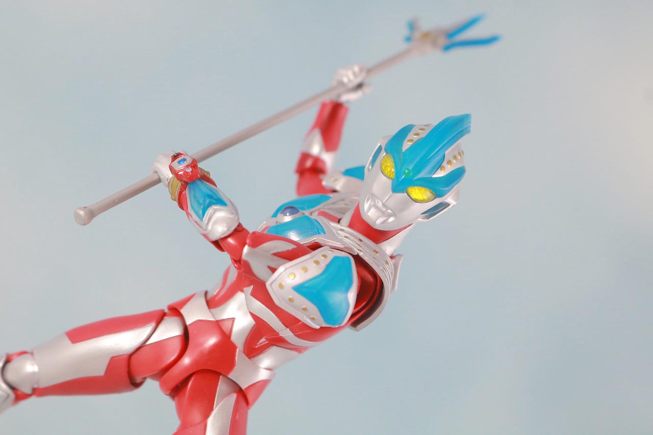 S.H.フィギュアーツ　ウルトラマンギンガストリウム　レビュー　アクション