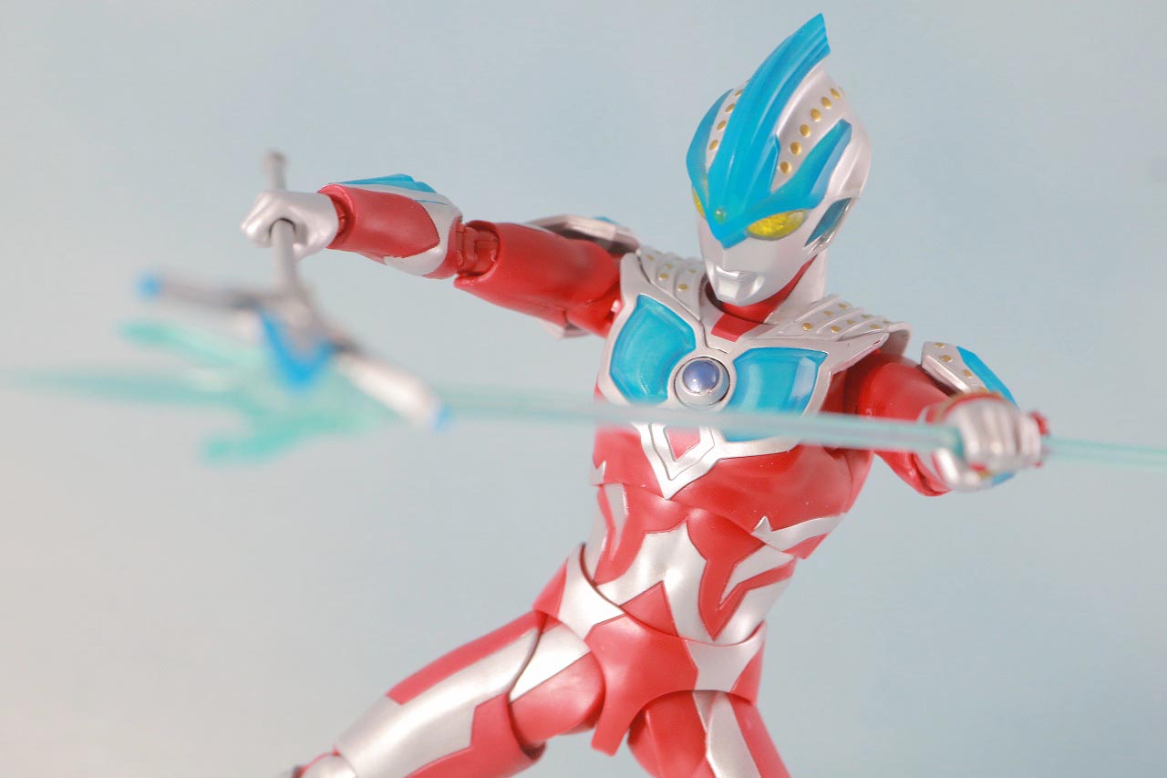 S.H.フィギュアーツ　ウルトラマンギンガストリウム　レビュー　アクション