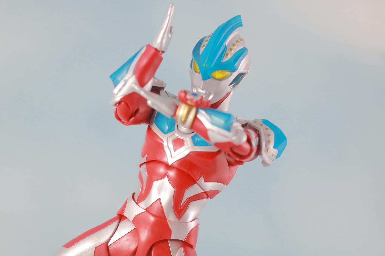 S.H.フィギュアーツ　ウルトラマンギンガストリウム　レビュー　アクション