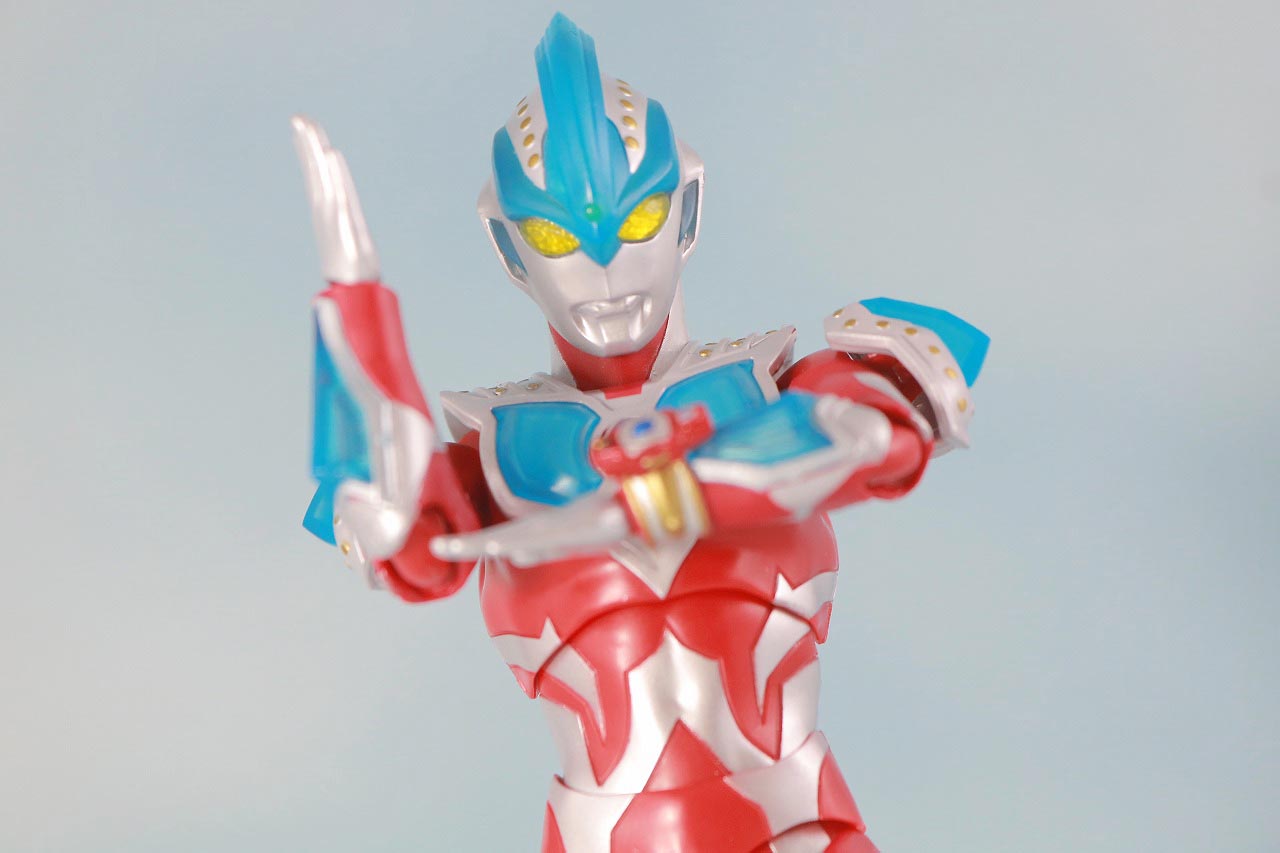 S.H.フィギュアーツ　ウルトラマンギンガストリウム　レビュー　アクション