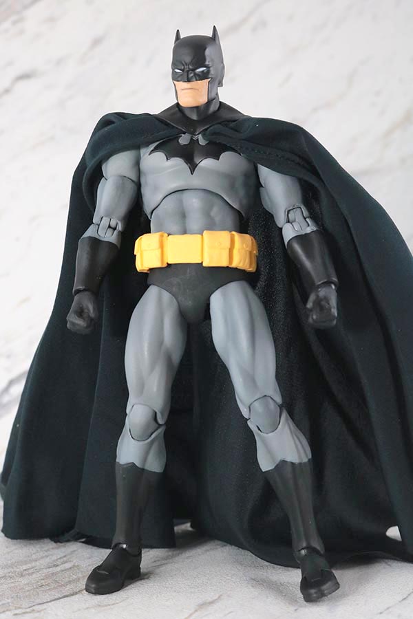 MAFEX　バットマン　HUSH BLACK ver.　レビュー　本体