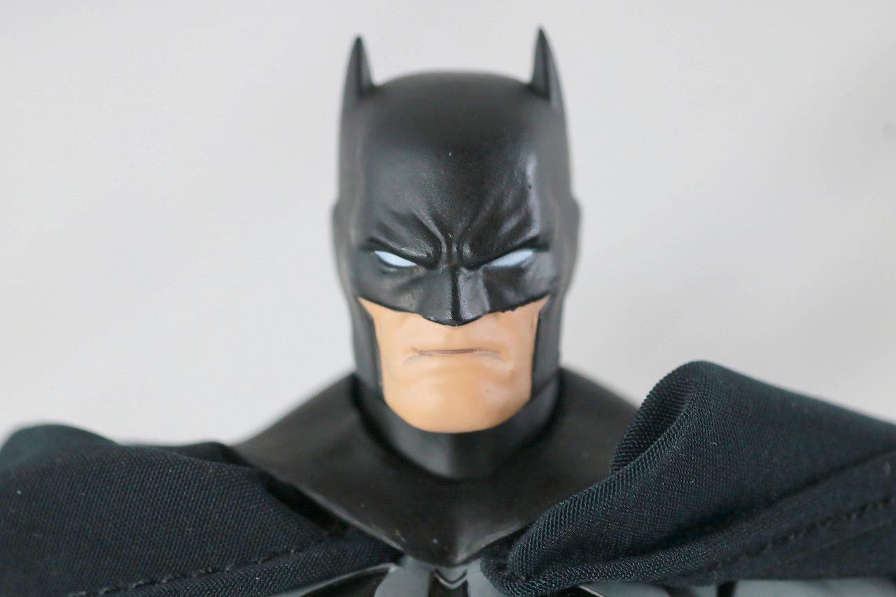 MAFEX　バットマン　HUSH BLACK ver.　レビュー　本体