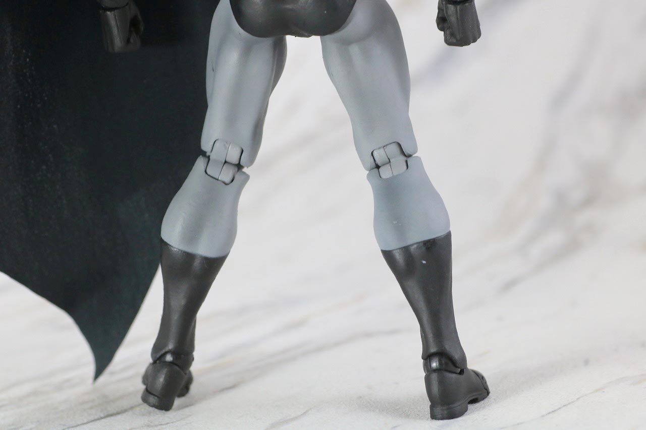 MAFEX　バットマン　HUSH BLACK ver.　レビュー　本体