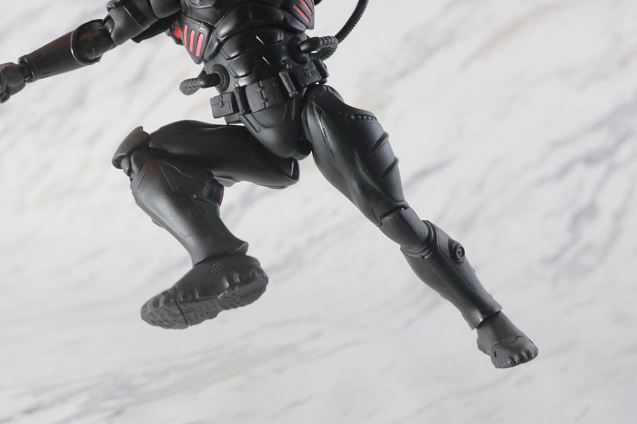 MAFEX　ブラックマンタ　レビュー　可動範囲