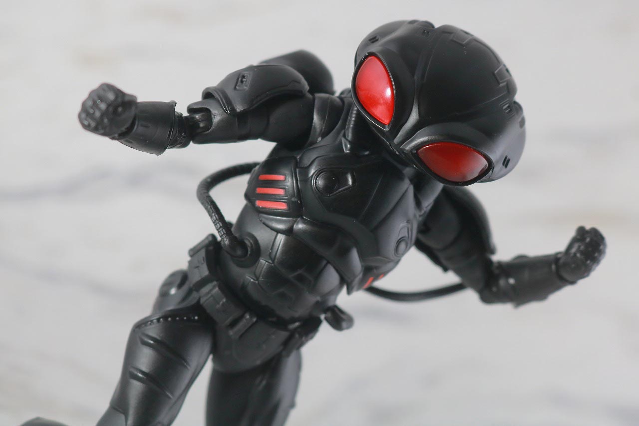 MAFEX　ブラックマンタ　レビュー　アクション