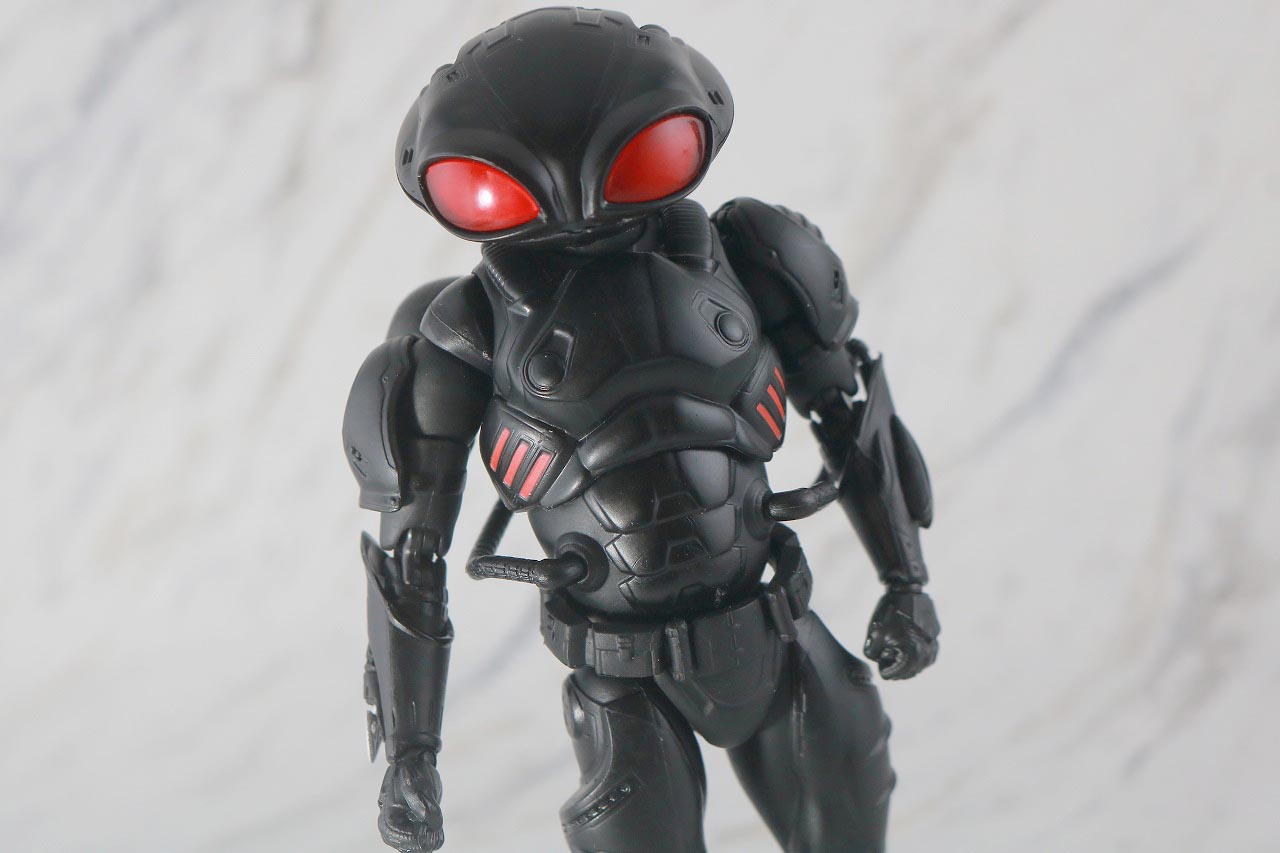 MAFEX　ブラックマンタ　レビュー　アクション