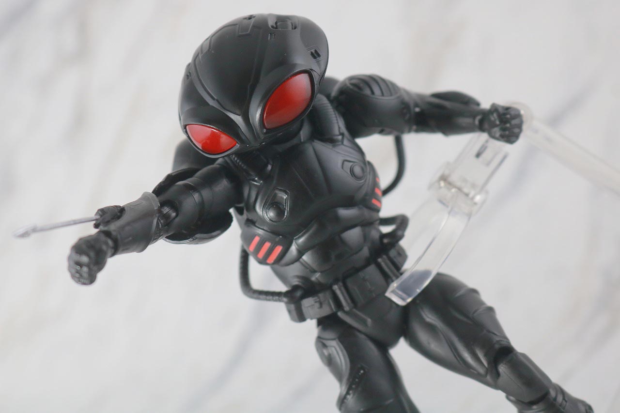 MAFEX　ブラックマンタ　レビュー　アクション