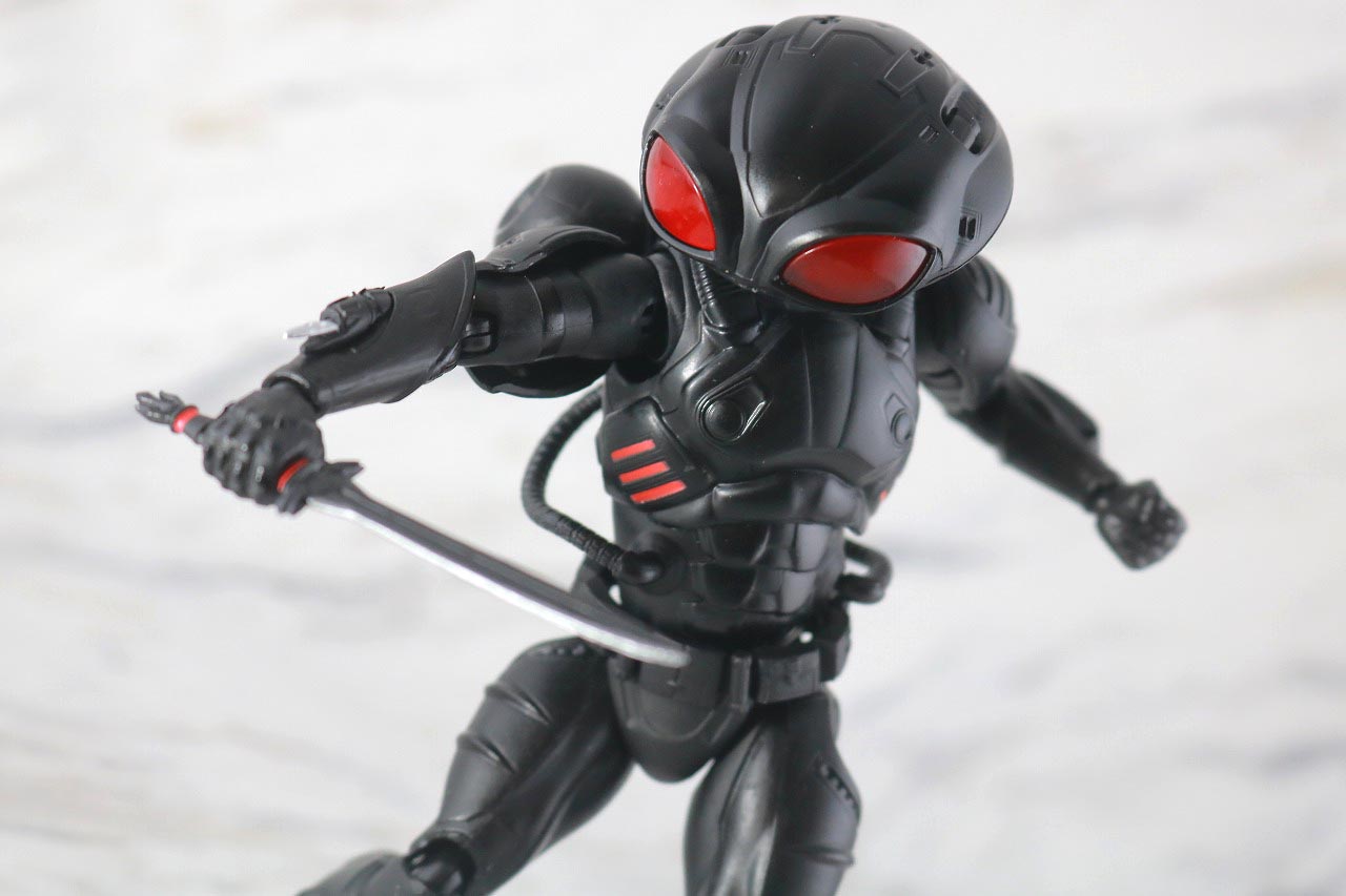 MAFEX　ブラックマンタ　レビュー　アクション