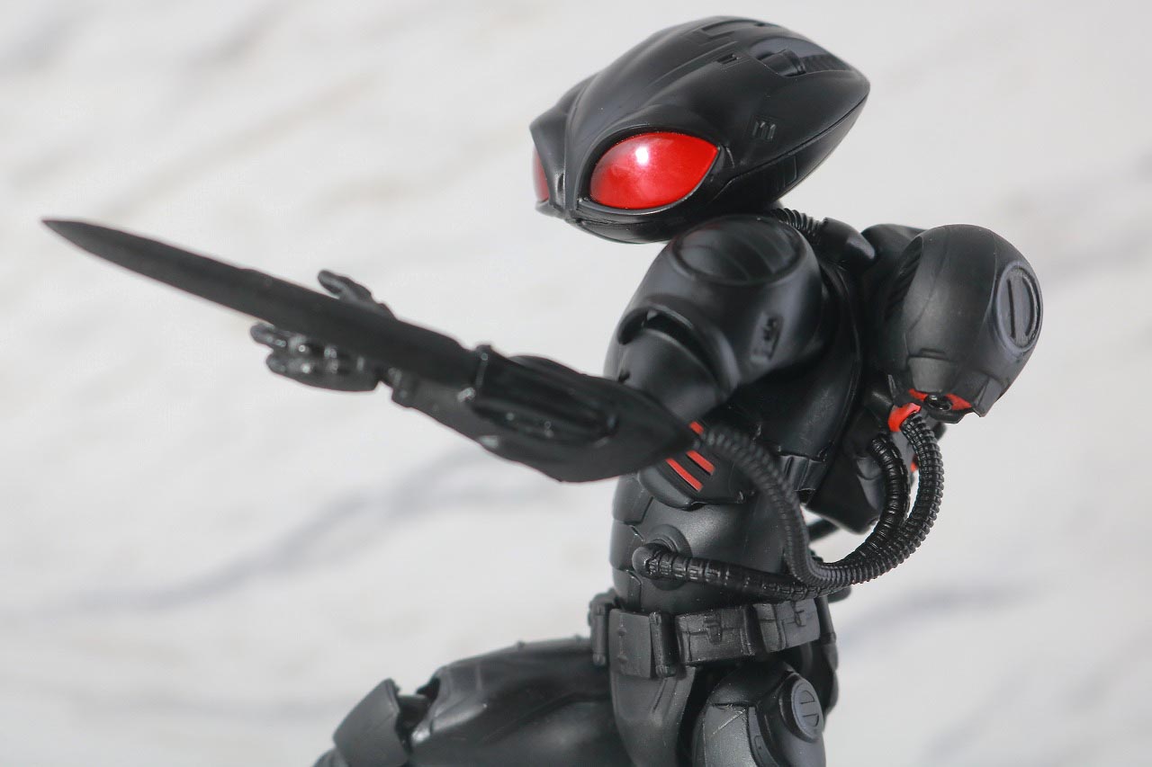 MAFEX　ブラックマンタ　レビュー　アクション