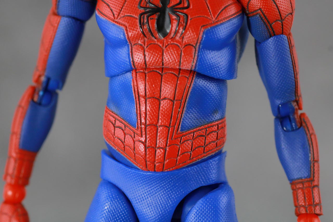 MAFEX　スパイダーマン　ピーター・B・パーカー　レビュー　本体　スーツ