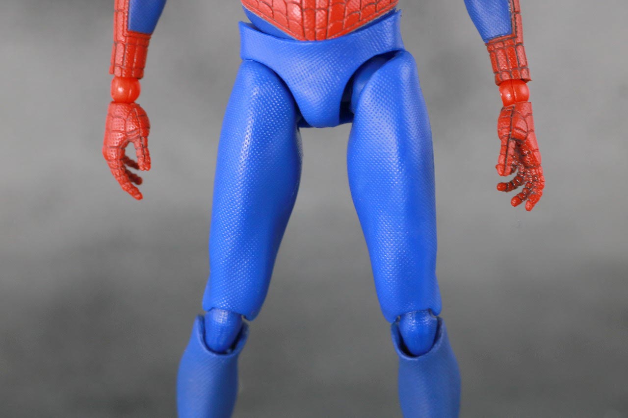 MAFEX　スパイダーマン　ピーター・B・パーカー　レビュー　本体　スーツ