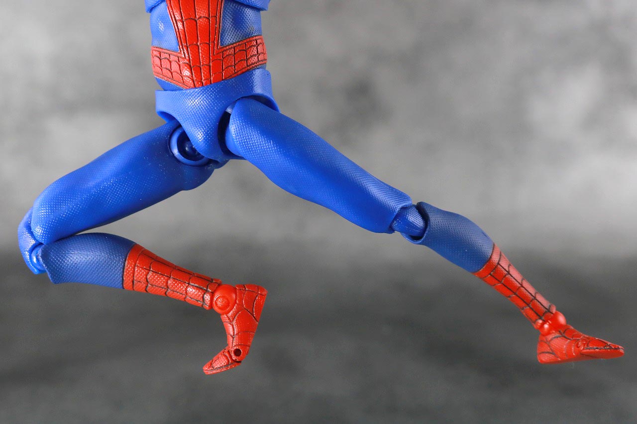 MAFEX　スパイダーマン　ピーター・B・パーカー　レビュー　可動範囲