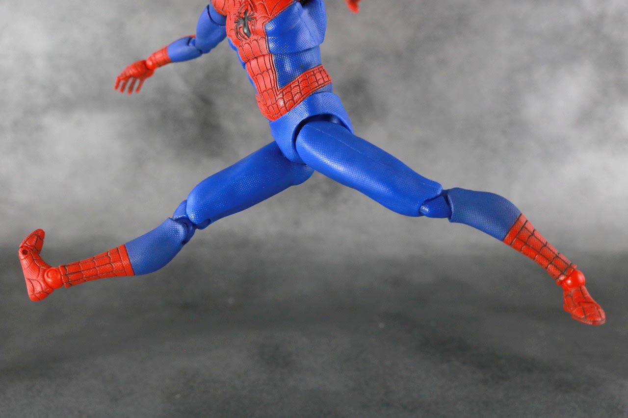 MAFEX　スパイダーマン　ピーター・B・パーカー　レビュー　可動範囲