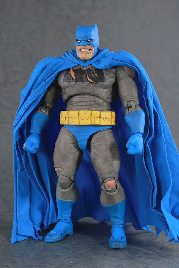 MAFEX　バットマン TDKR：The Dark Knight Triumphant　レビュー　本体