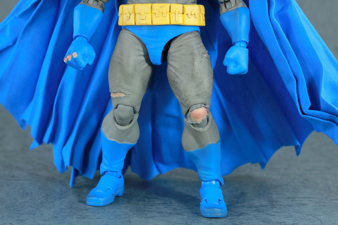 MAFEX　バットマン TDKR：The Dark Knight Triumphant　レビュー　本体