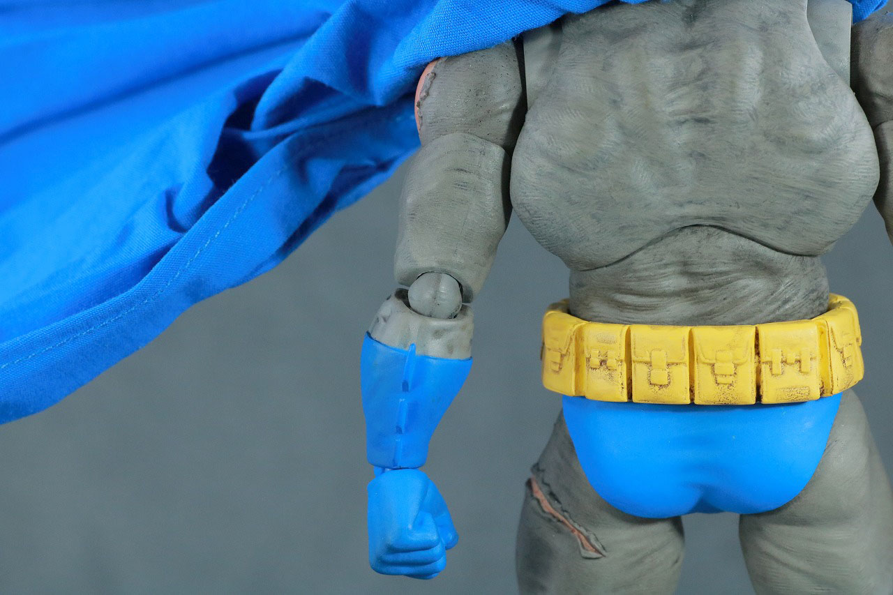 MAFEX　バットマン TDKR：The Dark Knight Triumphant　レビュー　本体