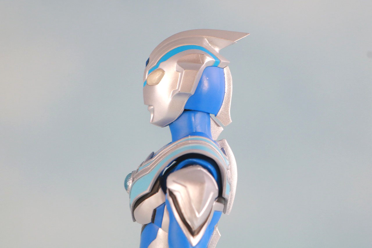 S.H.フィギュアーツ　ウルトラマンフーマ　レビュー　可動範囲