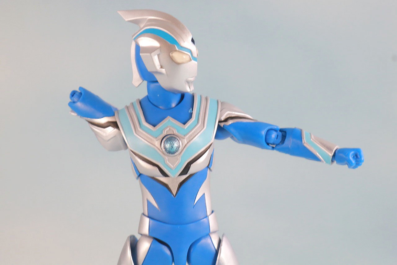 S.H.フィギュアーツ　ウルトラマンフーマ　レビュー　可動範囲