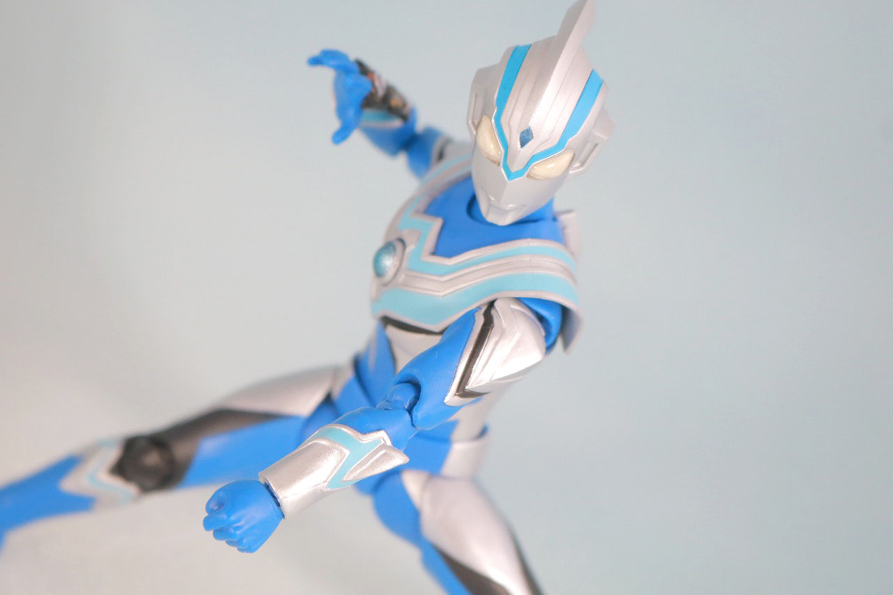 S.H.フィギュアーツ　ウルトラマンフーマ　レビュー　アクション