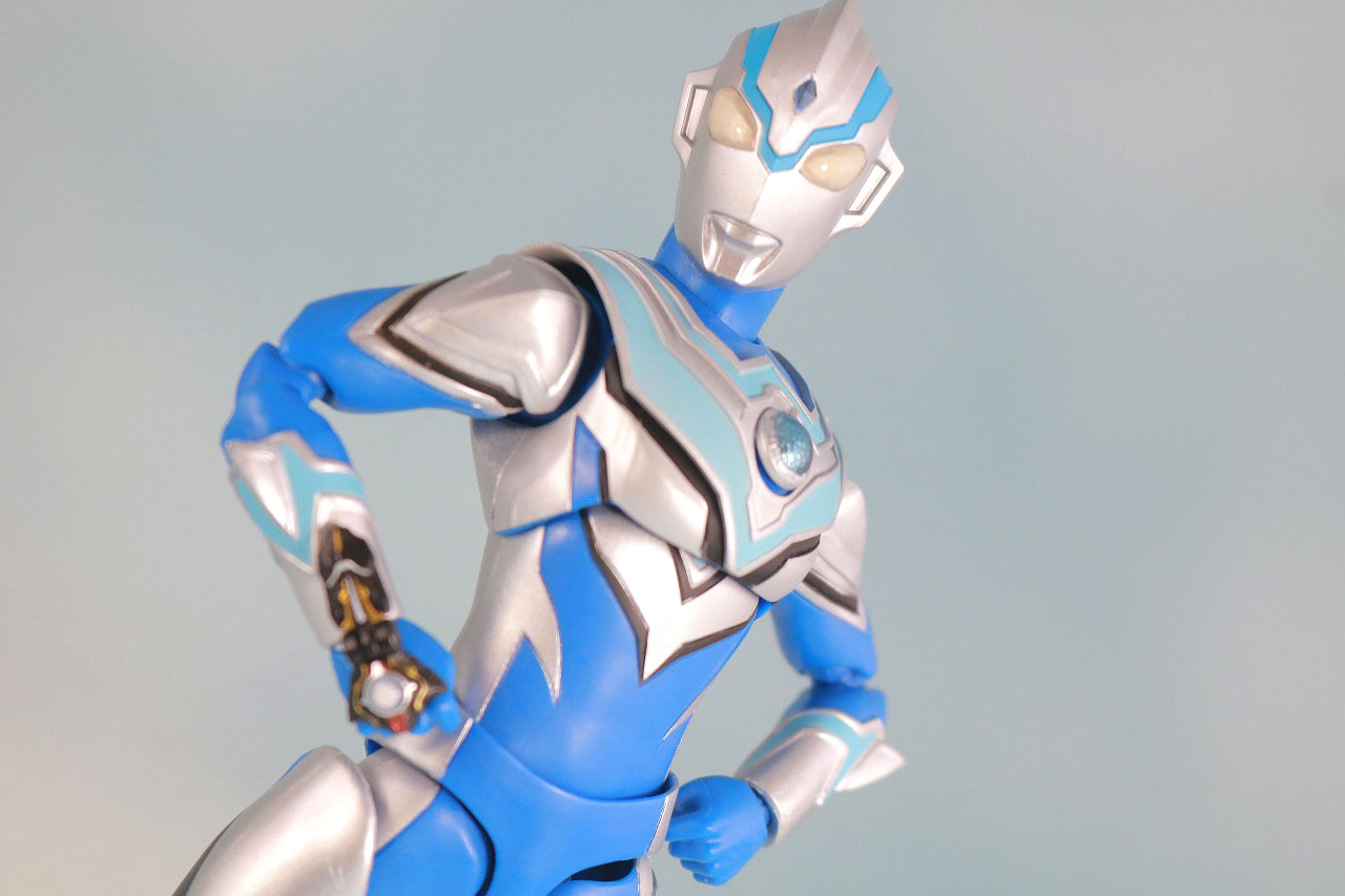 S.H.フィギュアーツ　ウルトラマンフーマ　レビュー　アクション