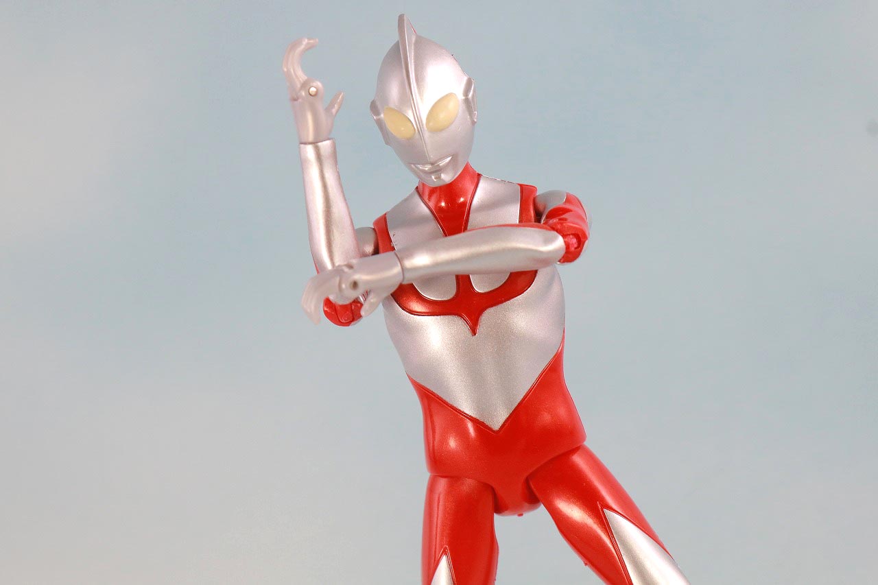 ウルトラアクションフィギュア　シン・ウルトラマン　アクション　レビュー