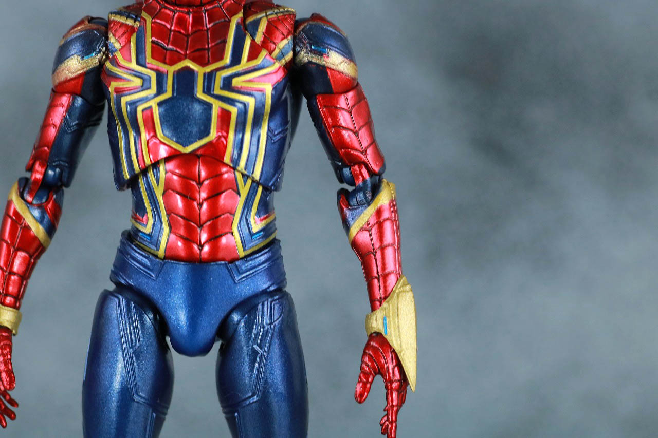 MAFEX アイアン・スパイダー　アベンジャーズ／エンドゲーム　レビュー　本体